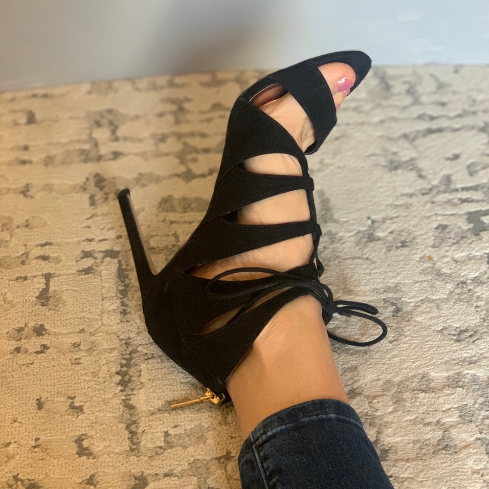 Black Lace Up Heel